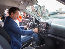 Глава АВТОВАЗа сообщил о выпуске Lada Vesta и XRAY без задержек