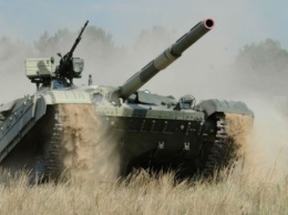 Украинские военные получили новую партию модернизированных танков "Булат"
