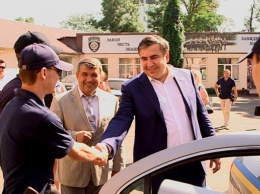 Воры в законе смогли вернуть свой бизнес в Одессе - Саакашвили