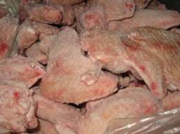 В Крым не пустили 18 тонн куриных полуфабрикатов (ФОТО)