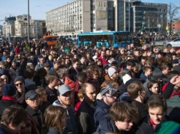 Оппозиционные активисты призывают подростков выйти на следующую протестную акцию 2 апреля