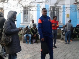 В оккупированном Крыму ФСБ обнаружила полтора десятка нелегалов из Камеруна, которые оказались футбольной командой