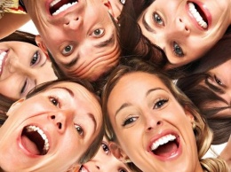 Ученые: Смех влияет на снижение веса