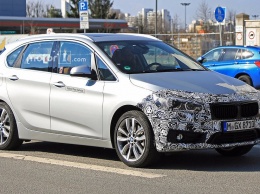 BMW вывела на тесты обновленную 2-ю серию Active Tourer