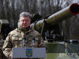 В Киеве призвали отдать Порошенко под военный трибунал - сразу после того, как президент его возродит