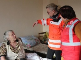 В Северодонецке спасатели оказывают психологическую помощь переселенцам