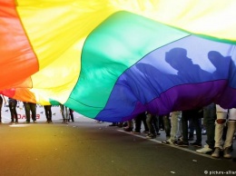 "Новая газета" сообщает о массовых задержаниях гомосексуалов в Чечне