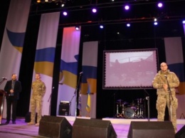 В Мариуполе наградили «Народных Героев Украины»