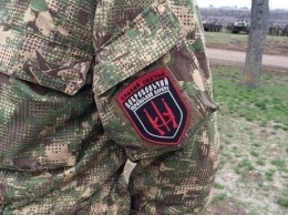 В Запорожской области на блокпосту остановили вооруженных бойцов ДУК
