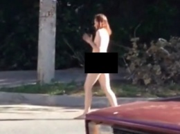 Голая девушка разгуливала по улицам Калуги