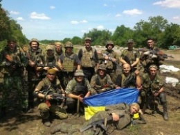 Бойцы «Айдара» знатно поздравили украинцев с Днем Независимости (видео)