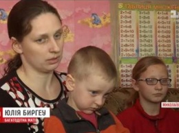 На Николаевщине соцработники требуют от семьи с восемью детьми вернуть 137 тысяч гривен помощи малообеспеченным