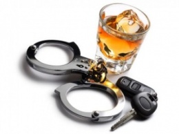 В Сумах пьяный водитель, лишенный прав, ездил с поддельным водительским удостоверением покойника