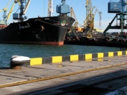 Четыре украинских порта получат 5,6 млрд грн на реконструкцию причалов