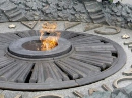 В Киеве украли бронзовые детали Вечного огня