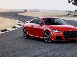 В Нью-Йорке дебютирует новое «заряженное» купе Audi TT RS