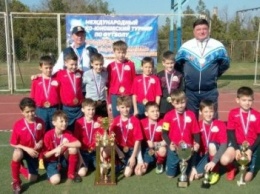 Ялтинская команда выиграла сильный детский футбольный турнир в Евпатории