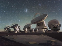 Межконтинентальный телескоп EHT готовится к наблюдению за сверхмассивными черными дырами