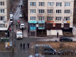 В Петербурге обезвредили взрывное устройство в жилом доме