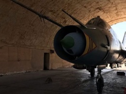 Первые кадры с авиабазы в Сирии после 59 ракет США