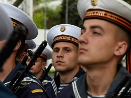В России на парад Победы 9 мая выйдут более 130 тысяч человек