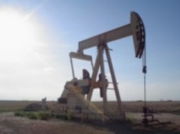 Нефть дорожает пятую сессию подряд, Brent выросла до $55,9 за баррель