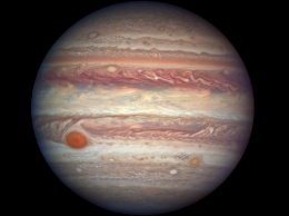 Астрономы обнаружили на Юпитере Большое холодное пятно