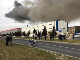 Взрыв на фабрике в Турции: десятки пострадавших