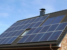Tesla и Panasonic выполняют индивидуальные заказы на производство солнечных батарей без демонтажа крыши