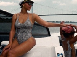 Бейонсе с мужем Jay Z устроили дочке морскую прогулку на яхте