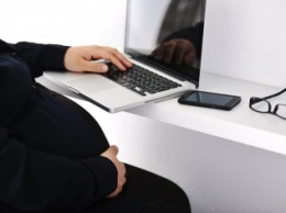 Ученые: Беременным женщинам противопоказан офисный труд