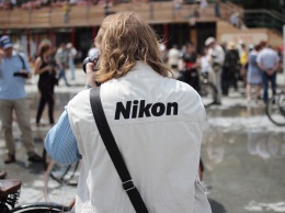 Компания Nikon официально представила фотокамеру D7500