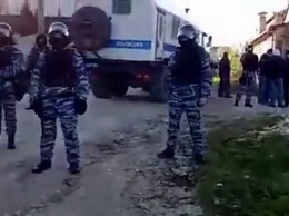 Репрессии в Крыму: обыскивают дома крымских татар в Бахчисарае