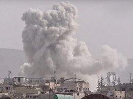 В Сирии заявляют о гибели сотни людей в результате удара по химбазе ИГИЛ