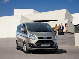 В России начались продажи Ford Transit и Torneo Custom