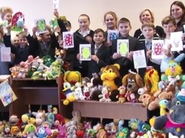 Полтавские школьники приготовили сиротам в зоне АТО подарки на Пасху