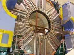 Новосибирские ученые установили 40-тонный коллайдер в Японии