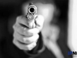 На Прикарпатье крутые разборки: молодчики обстреляли авто и ранили мужчину (Видео)