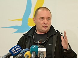 Гордиенко: Блок Порошенко и «Народный фронт» воюют за местные управления полиции