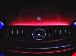 В сети появился тизер концептуального седана Mercedes-Benz A-Class