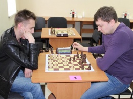 Турнир «Большой блиц» выиграл николаевский шахматист Александр Бортник