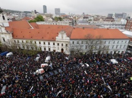 В Братиславе прошел антикоррупционный митинг
