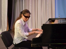 В Оренбурге проходит фестиваль "Слепой музыкант"