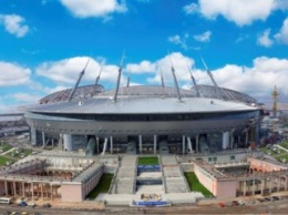 Стадион «Зенит-арена», на который уже потратили 48 млн, будут переделывать заново