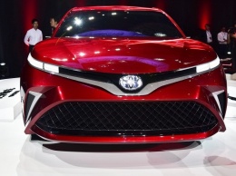 Toyota показала какой будет Camry нового поколения