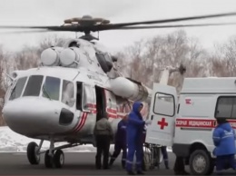 На Камчатке упал вертолет с туристами. Трое серьезно травмированы