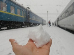 Непогода в Одессе: коммунальщиков перевели на круглосуточный режим, а области выпал снег