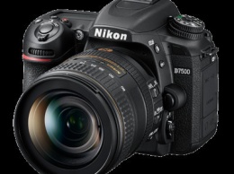 Официальный анонс фотокамеры Nikon D7500