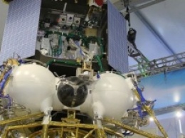 Россия возвращается на Луну, прокладывая путь для пилотируемой экспедиции