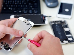 Apple начала официально ремонтировать iPhone в России